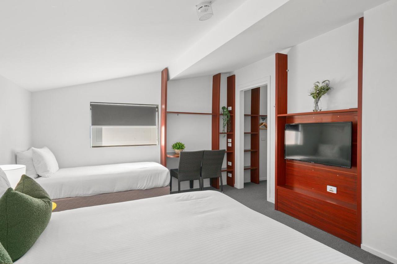 Grand Hotel And Studios Wyong Luaran gambar