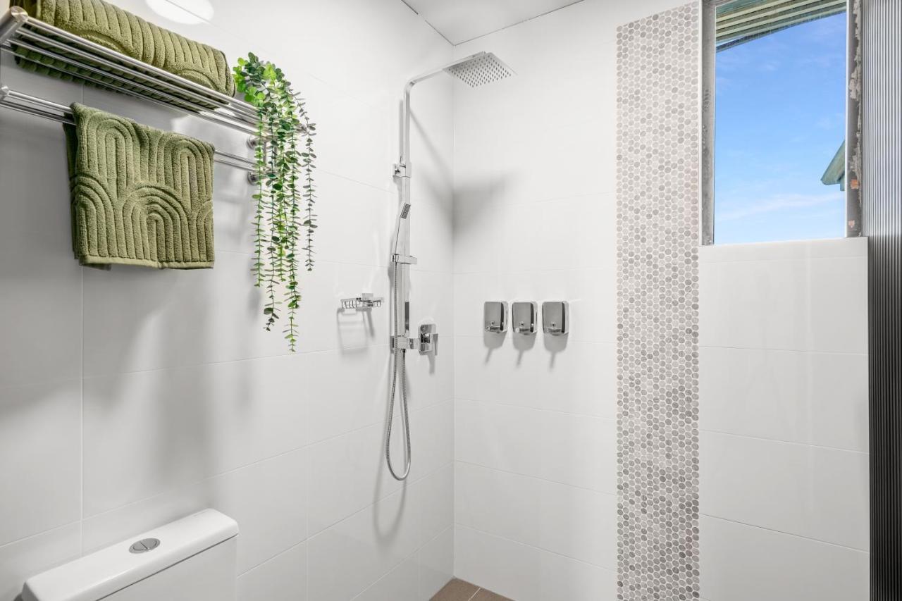 Grand Hotel And Studios Wyong Luaran gambar