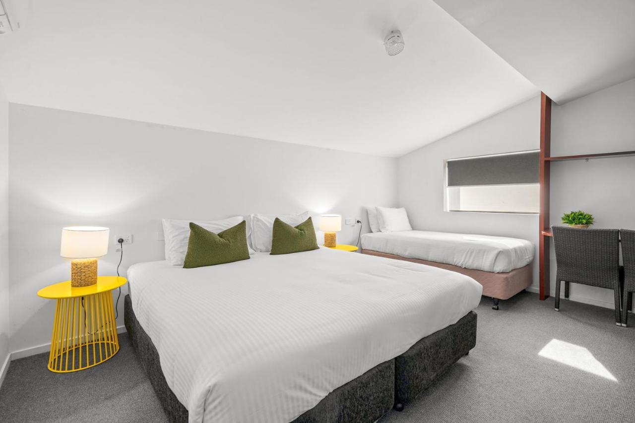 Grand Hotel And Studios Wyong Luaran gambar