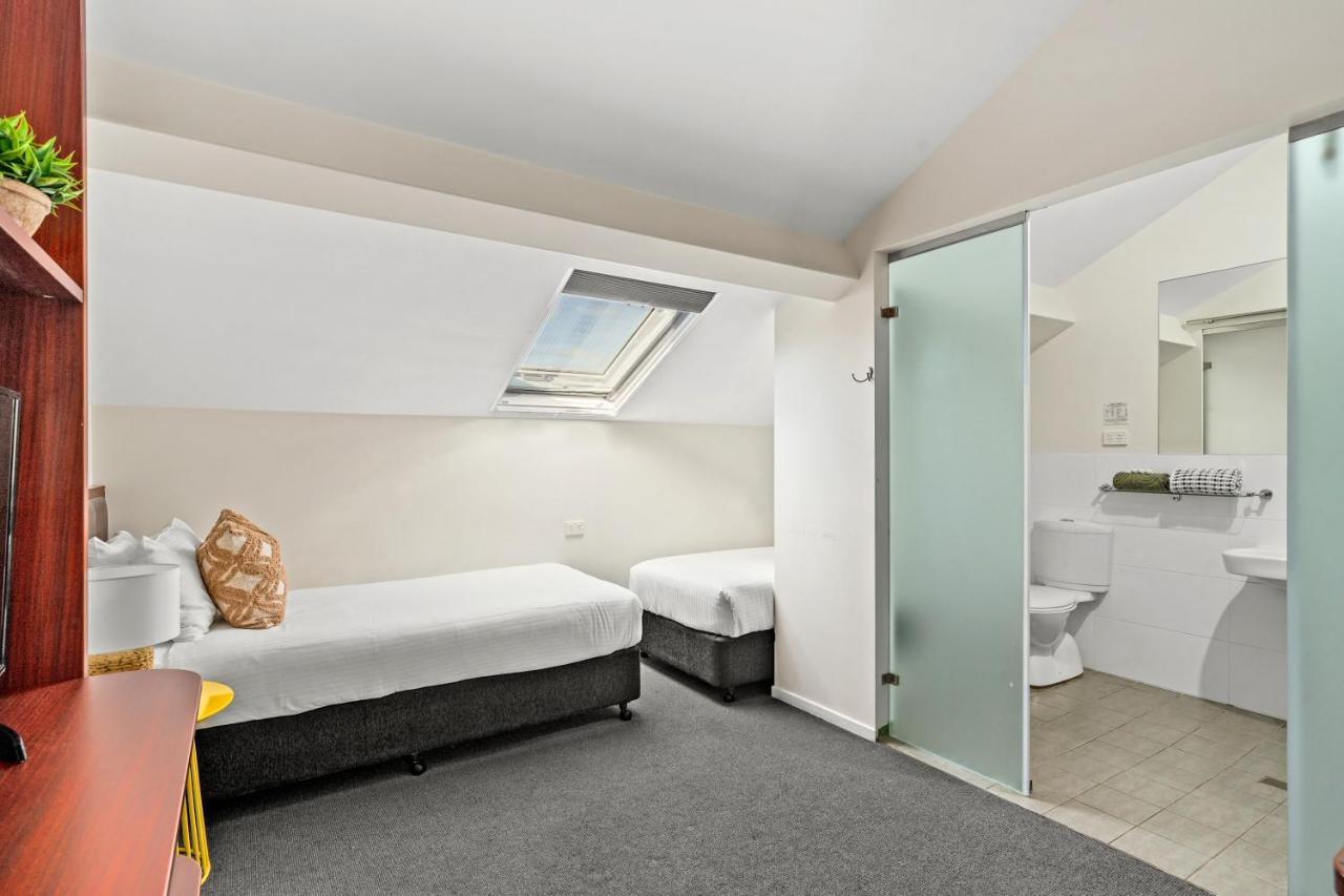 Grand Hotel And Studios Wyong Luaran gambar