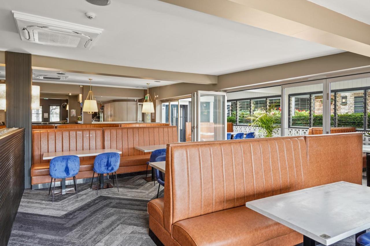 Grand Hotel And Studios Wyong Luaran gambar