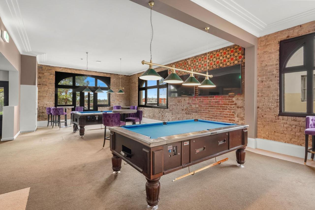 Grand Hotel And Studios Wyong Luaran gambar